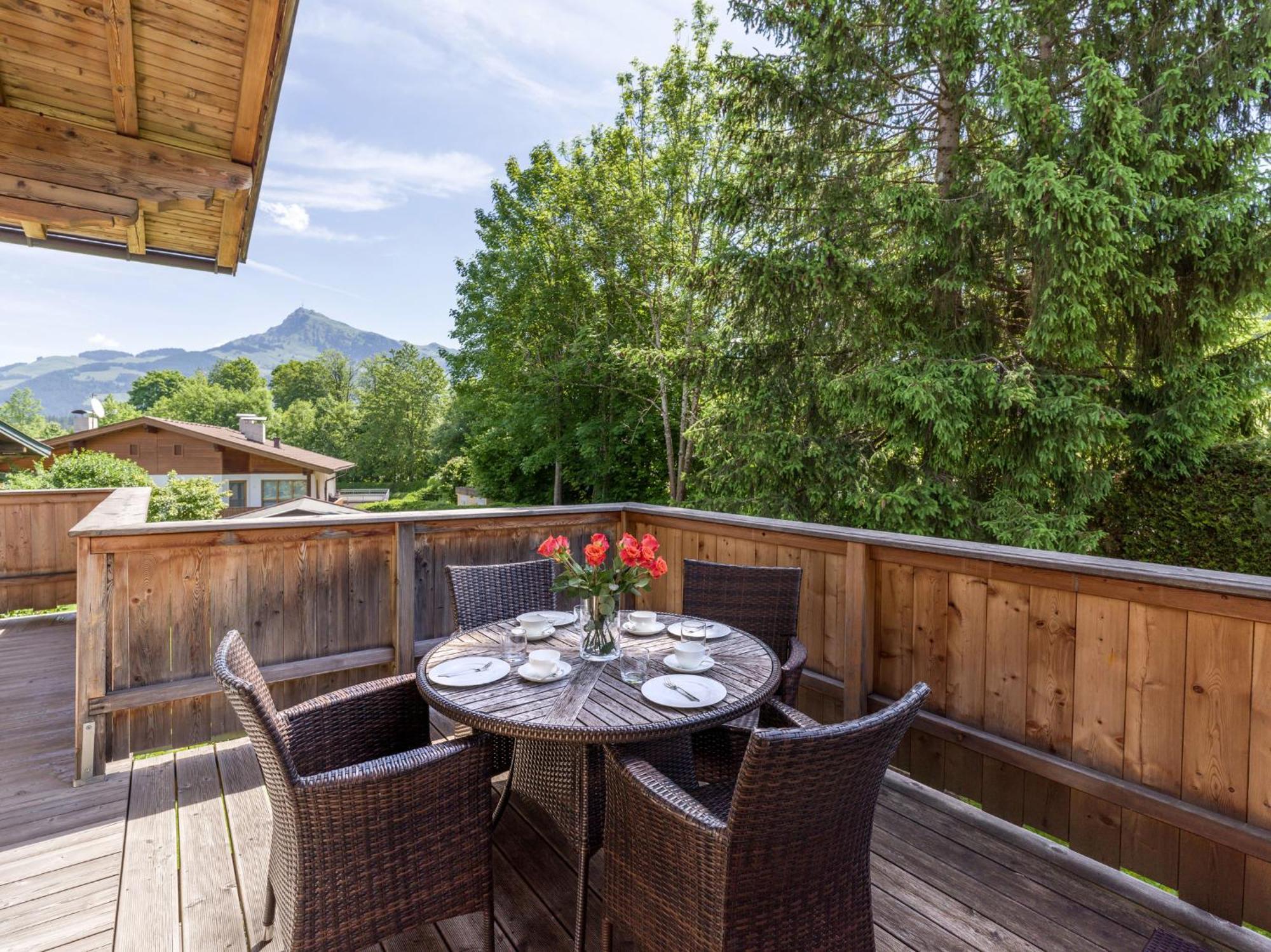 Landhaus Kitzhorn Appartement Hahnenkamm - By Nv-Appartements Кицбюэль Экстерьер фото